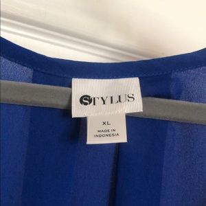 STYLUS Tops - Stylus sheer top STYLUS Tops - Stylus sheer top